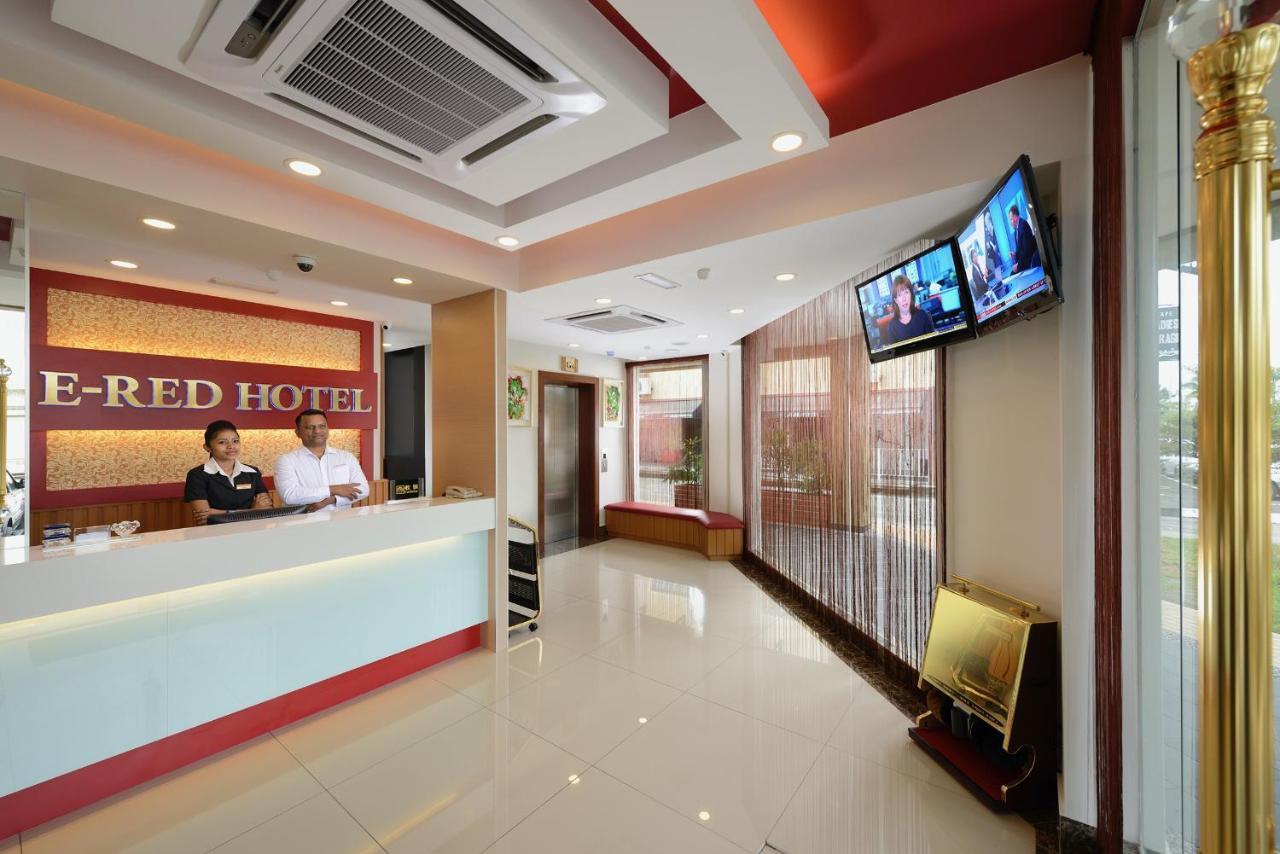 Ernes Hotel Bayu Mutiara Bukit Mertajam Exteriör bild